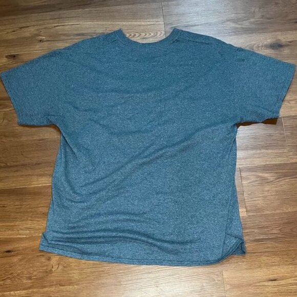 Gildan Smart Basics “Mama” Retro Rainbow Graphic Tee – Size XL - Picture 2 of 6